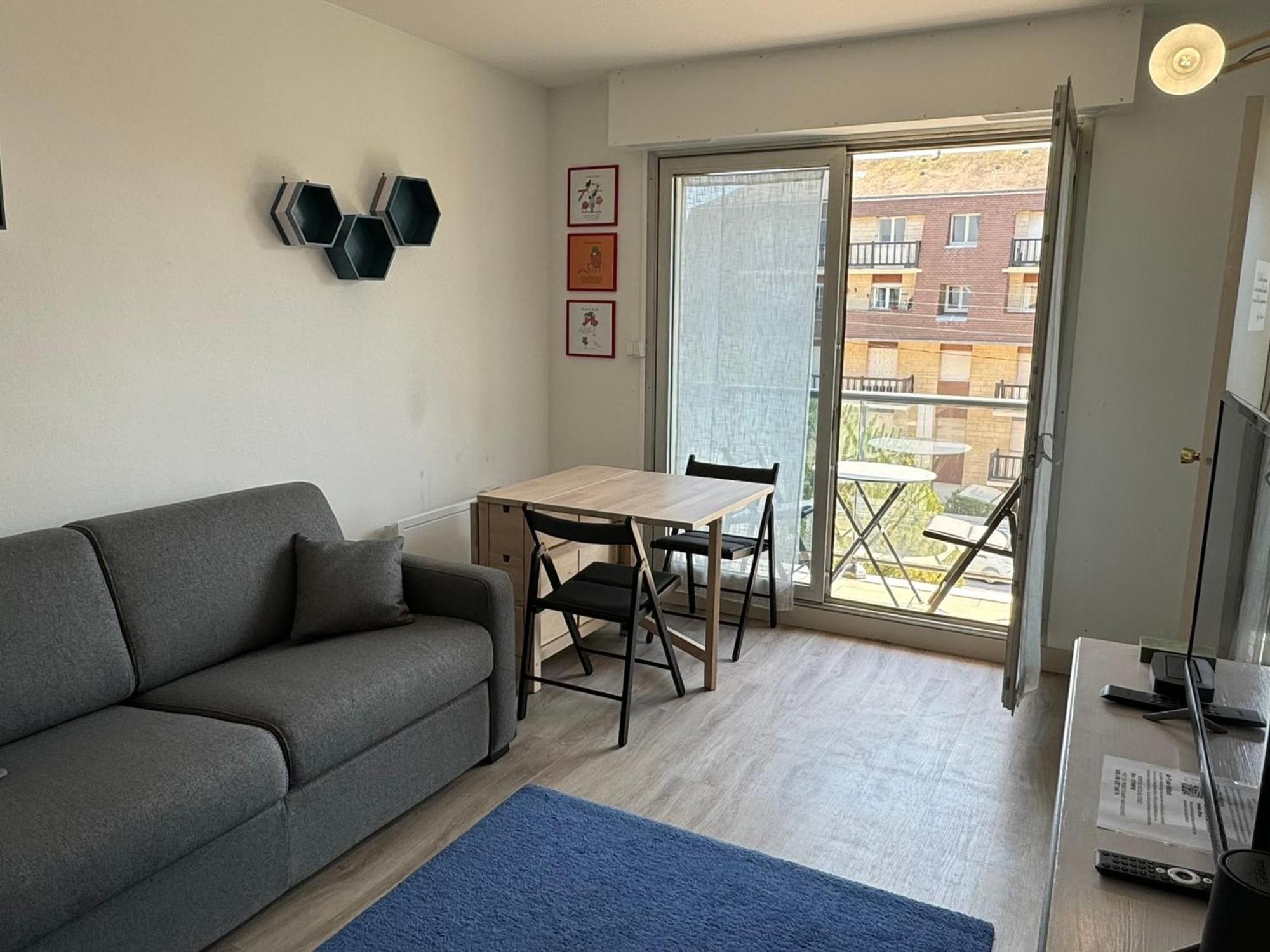 Studio Central A Cabourg Avec Balcon, Wifi Gratuit & Parking - Fr-1-487-372 Eksteriør billede